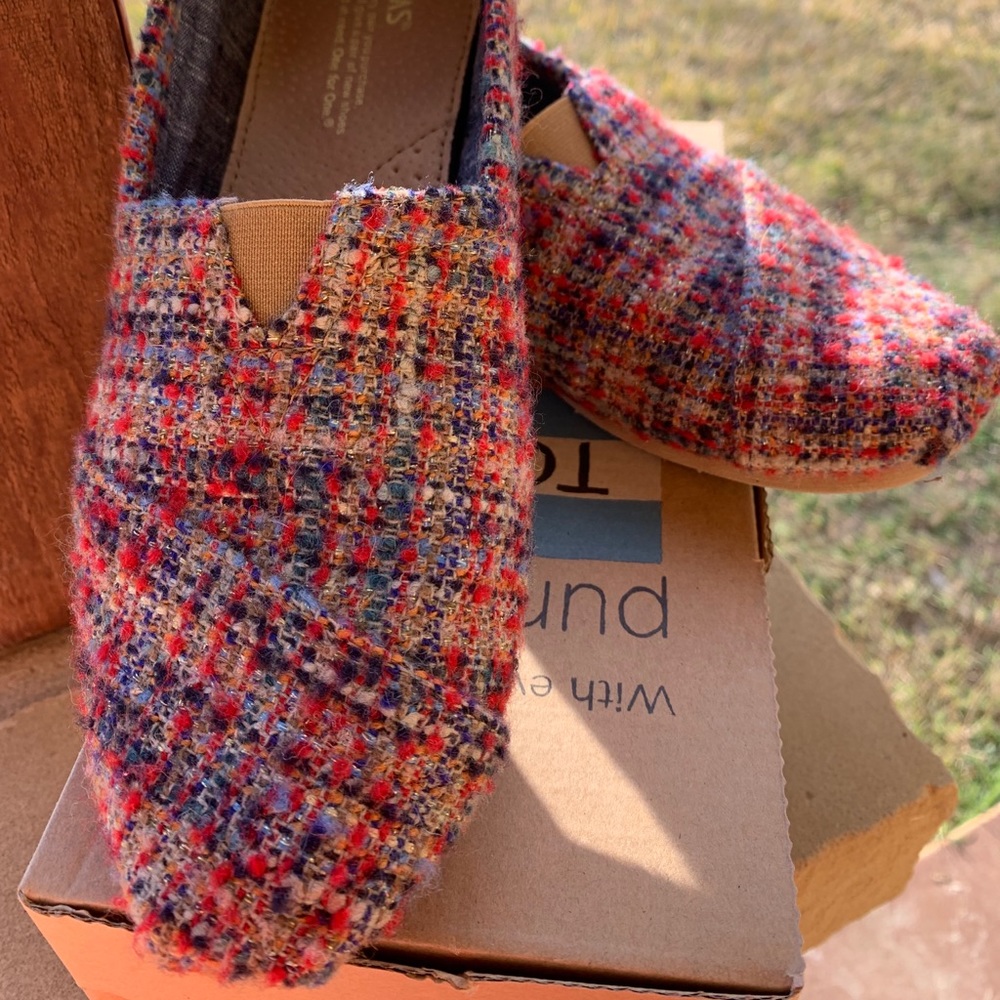 Womens Toms Classics Size 9